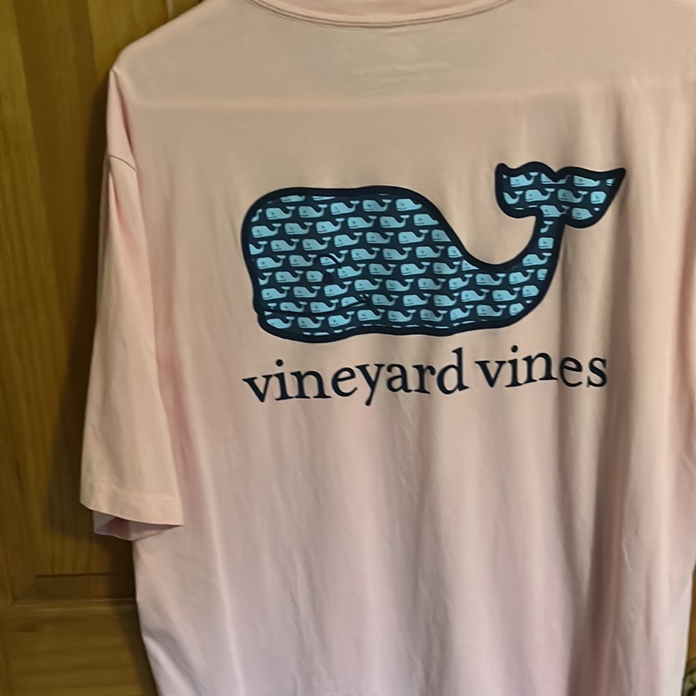 Vineyard Vines Men’s T-shirt size large